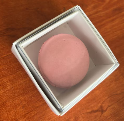 Eco-Friendly Transparent Macaron Packaging with Custom Printing and Display Stand for Gift Boxes