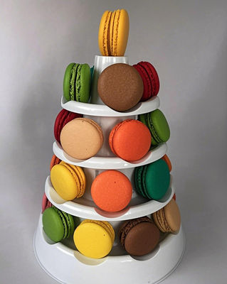 25 صواني ماكرون بلاستيكية مع PET صالح للأكل بسماكة 0.55 مم وتصميم قابل لإعادة الاستخدام لتغليف الماكرون