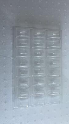 25 صواني ماكرون بلاستيكية مع PET صالح للأكل بسماكة 0.55 مم وتصميم قابل لإعادة الاستخدام لتغليف الماكرون