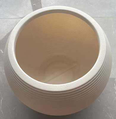 PE Coated Plastic Flower Pot with Drainage Holes and Multiple Sizes for Indoor and Outdoor Plants
