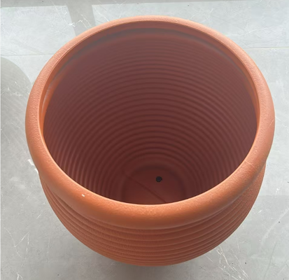 PE Coated Plastic Flower Pot with Multiple Sizes and Embossing Design for Indoor and Outdoor Use