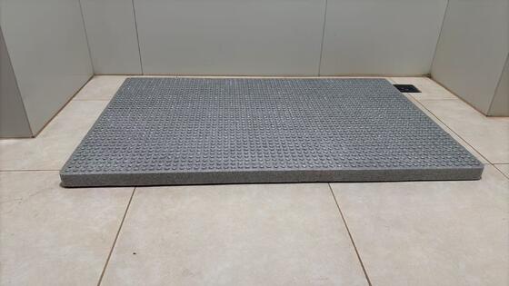 Mold Resistant Fast Drainage Shower Mat with Massage Bumps EPP Bathroom Mat Anti-Slip Floor Mat